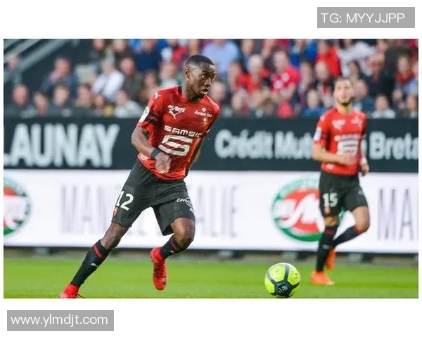 费耶诺德与芬洛补赛精彩对决争夺积分的关键时刻分析